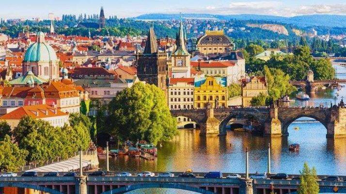 السياحة في التشيك وبولندا