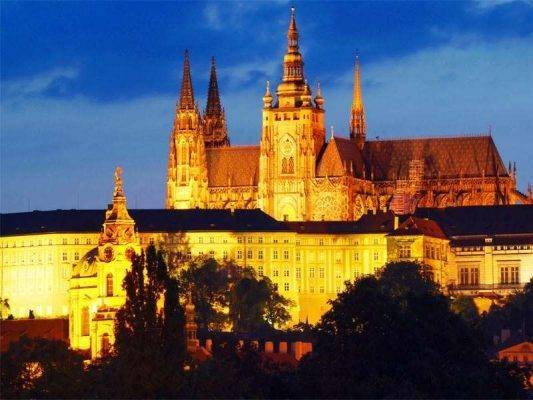 قلعة براغ - السياحة في التشيك والنمسا
