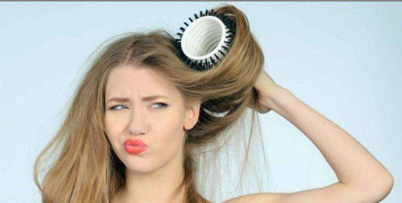 ما هي أسباب تساقط الشعر عند البنات