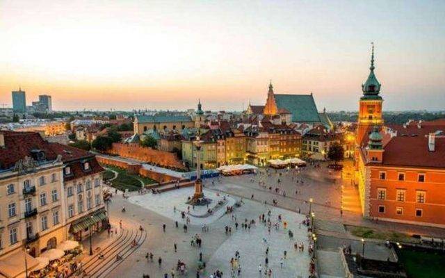 وارسو بولندا - السياحة في التشيك وبولندا
