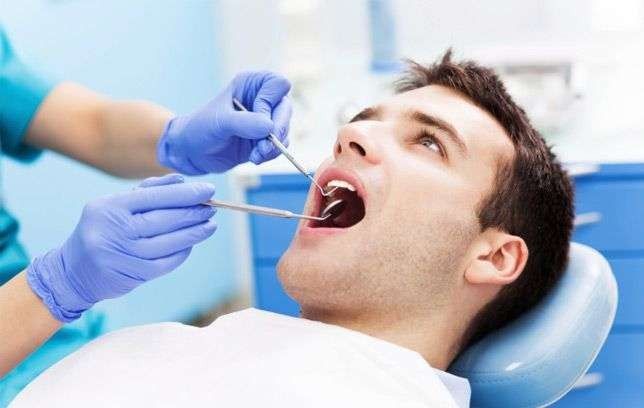 طبيب الأسنان العام