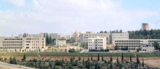 الجامعات في فلسطين