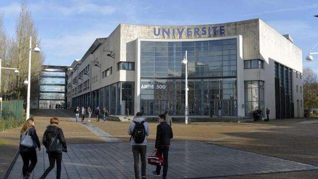 الجامعات في فرنسا واسعارها