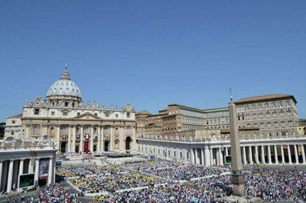 الدين في دولة الفاتيكان - عدد سكان دولة الفاتيكان