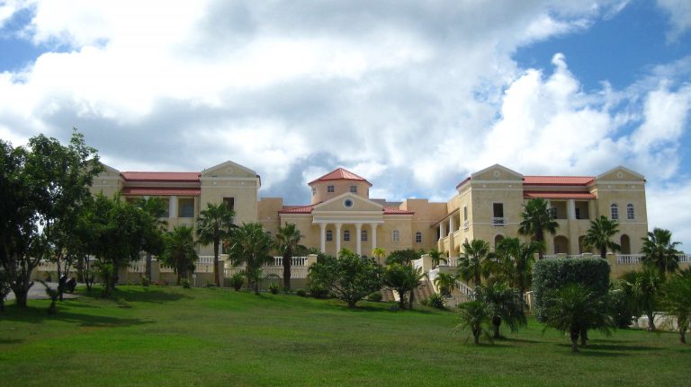 جامعة كاريبي