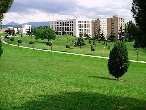 جامعة نافارا