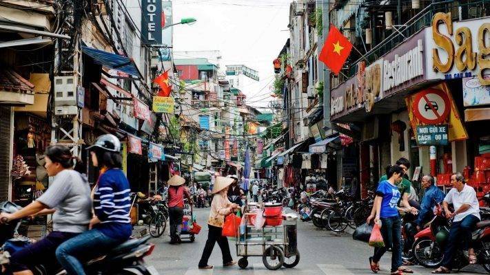 وضع سكّان دولة فيتنام الدّينيّ والاقتصاديِّ