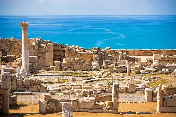 النشاطات السياحية في قبرص