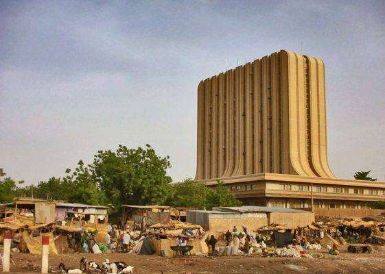 توزيع السّكّان في المُدن النّيجريّة