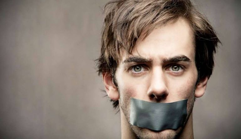 فوائد الصمت عند الغضب