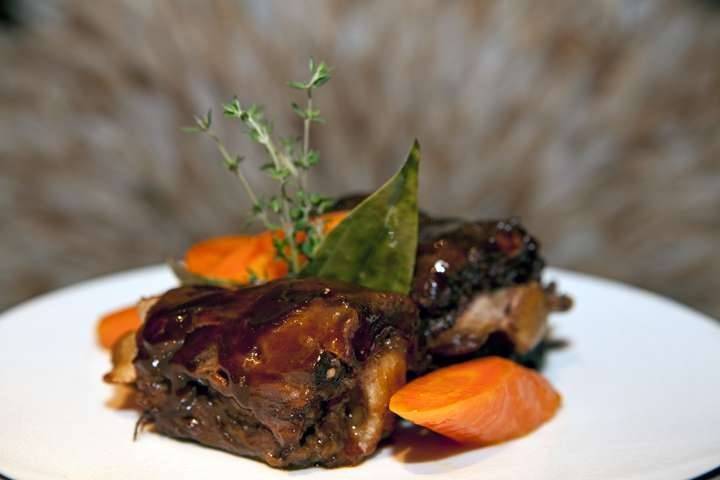 مطعم في دبي مشويات