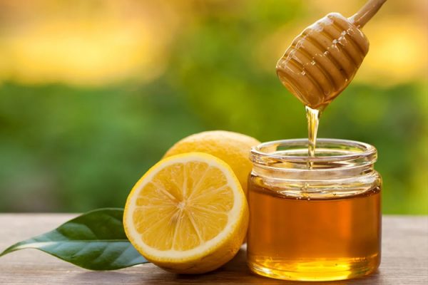 أضرار الليمون والعسل