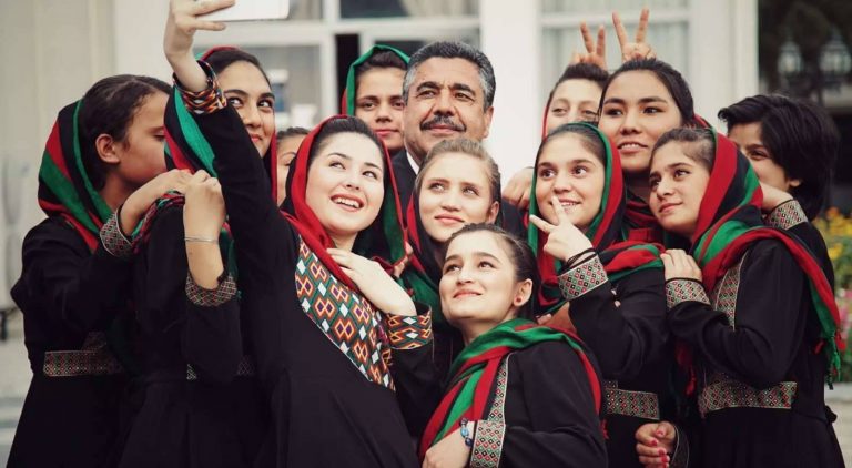 صفات الشعب الأفغاني
