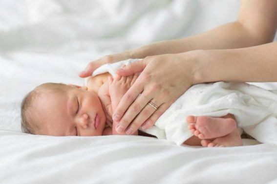 تفسير رؤية ولادة طفل ذكر في المنام او الحلم