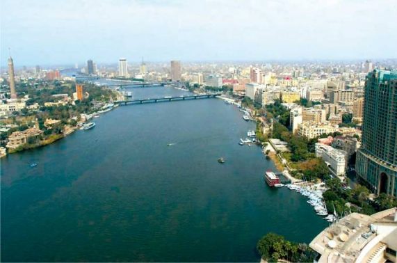 تعبير عن نهر النيل بالعناصر الرئيسية