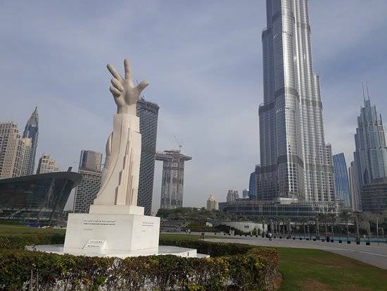 معلومات عن حديقة برج بارك دبي