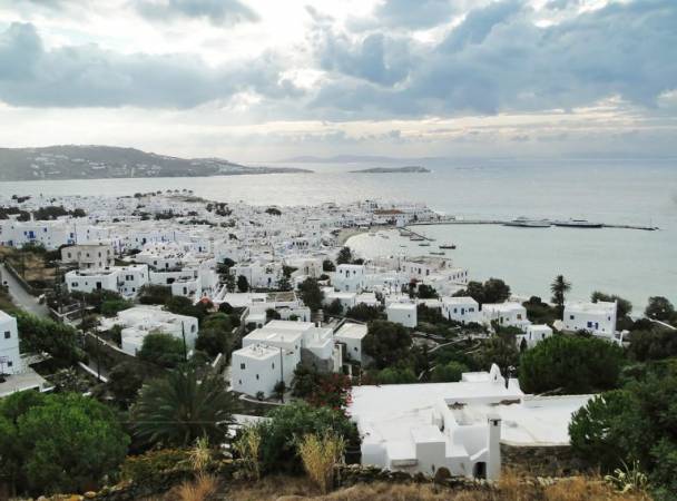 أفضل 5 مدن سياحية في اليونان