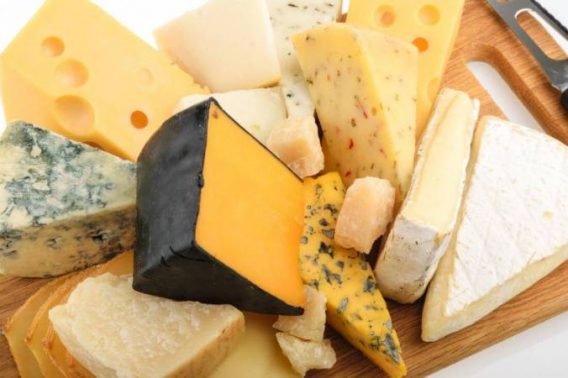 أفضل أنواع الجبن للرجيم