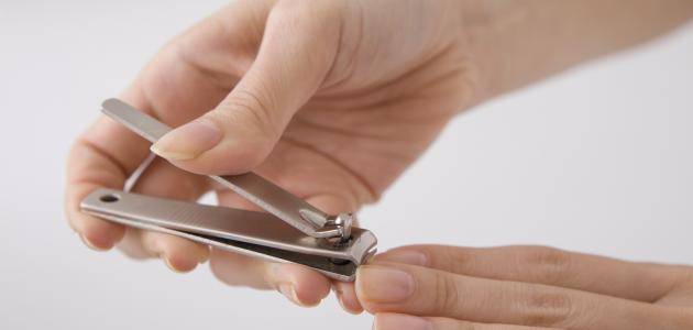 تقليم الأظافر