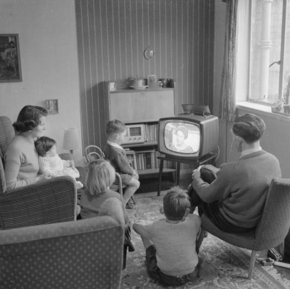من هو مخترع التلفاز