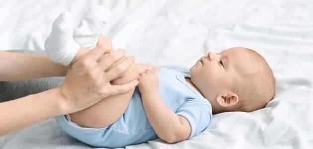 علاج الإمساك عند الرضع في الشهر الأول 2