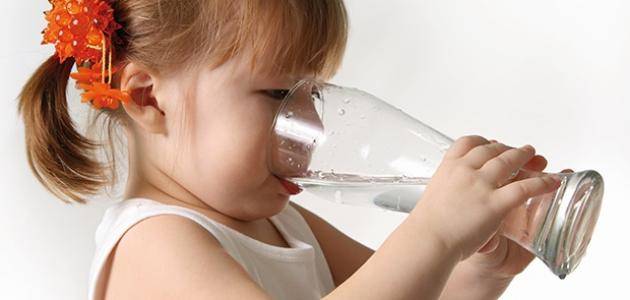 كثرة شرب الماء عند الأطفال1