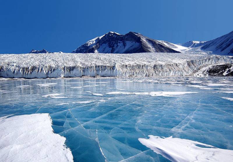 أسباب ذوبان الأنهار الجليدية