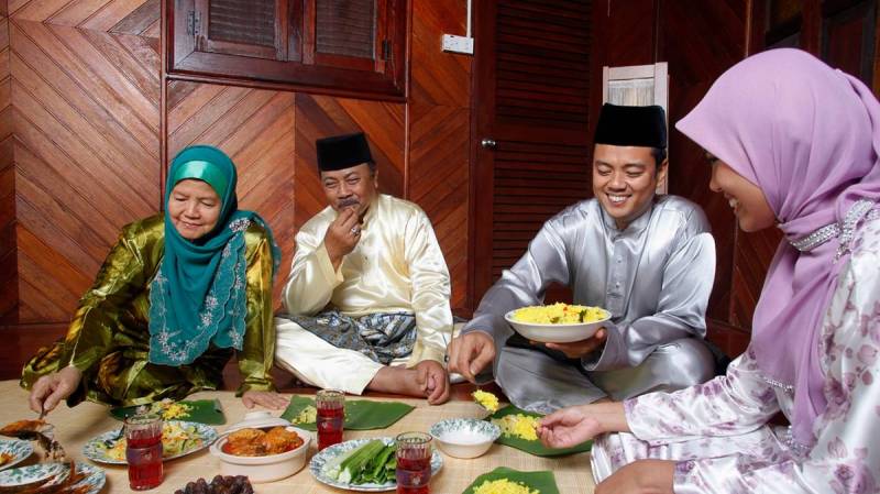 وتقاليد ماليزيا في شهر رمضان