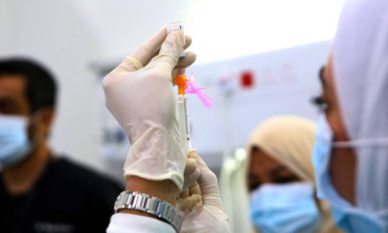 هل اللقاح يفطر في رمضان